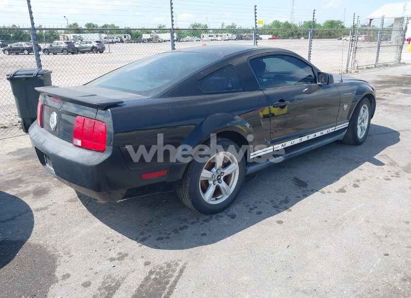 Photo 4 of 2009 Ford Mustang V6/V6 PREMIUM (VIN 1ZVHT80NX95112192)
