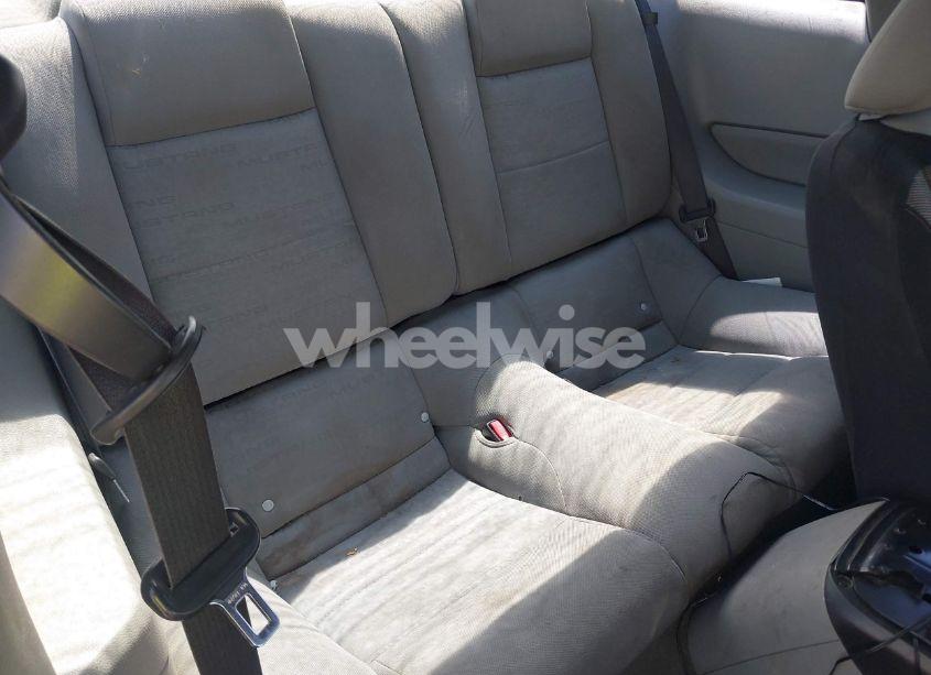 Photo 8 of 2009 Ford Mustang V6/V6 PREMIUM (VIN 1ZVHT80NX95112192)