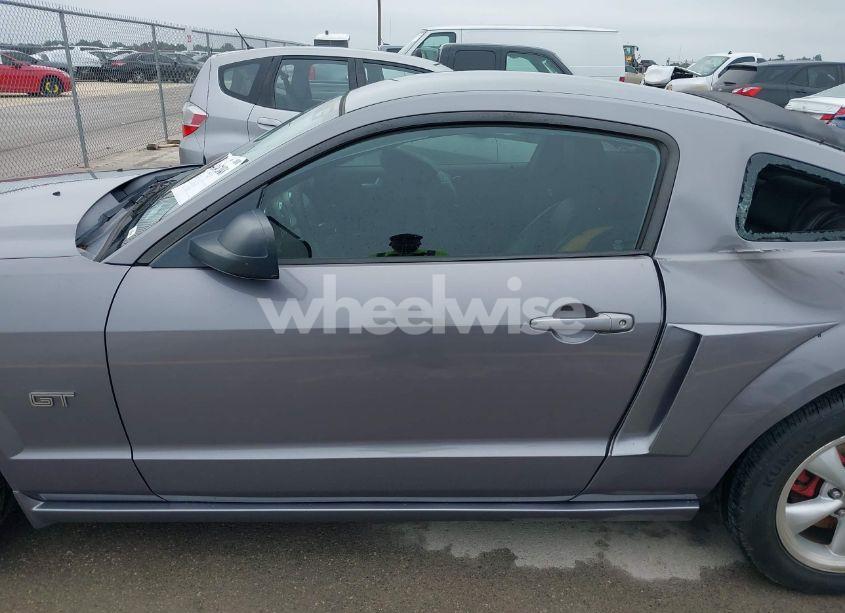 Photo 15 of 2006 Ford Mustang GT (VIN 1ZVHT82H065132924)