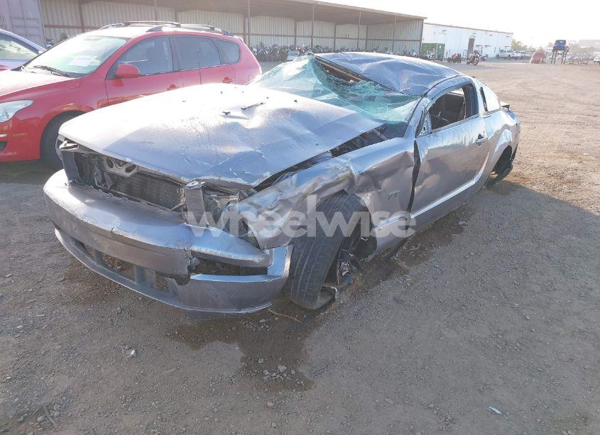 Photo 2 of 2007 Ford Mustang GT DELUXE/GT PREMIUM (VIN 1ZVHT82H075308405)