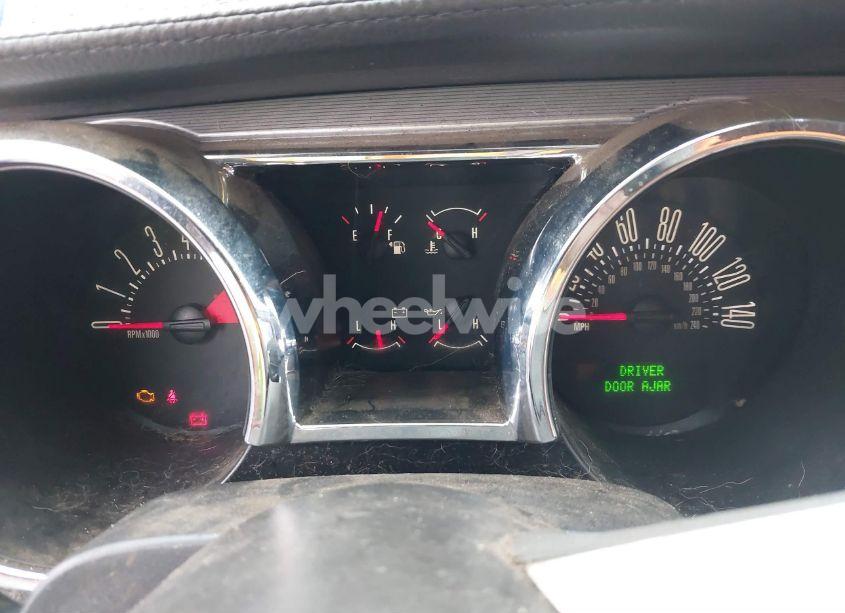 Photo 7 of 2009 Ford Mustang GT/GT PREMIUM (VIN 1ZVHT82H095105825)