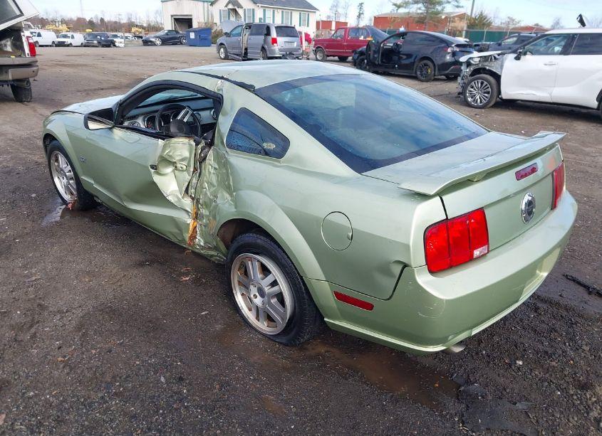 Photo 3 of 2005 Ford Mustang GT DELUXE/GT PREMIUM (VIN 1ZVHT82H155236790)