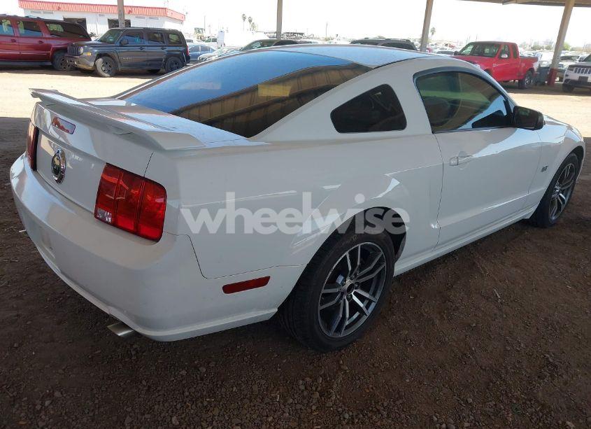 Photo 4 of 2005 Ford Mustang GT DELUXE/GT PREMIUM (VIN 1ZVHT82H255219660)