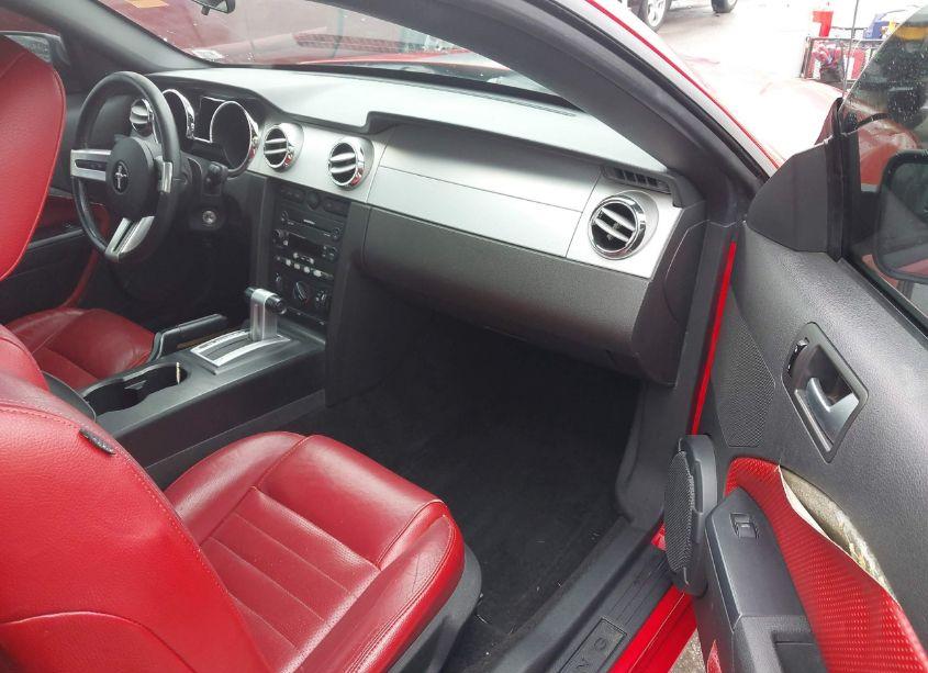 Photo 5 of 2005 Ford Mustang GT DELUXE/GT PREMIUM (VIN 1ZVHT82H255236118)