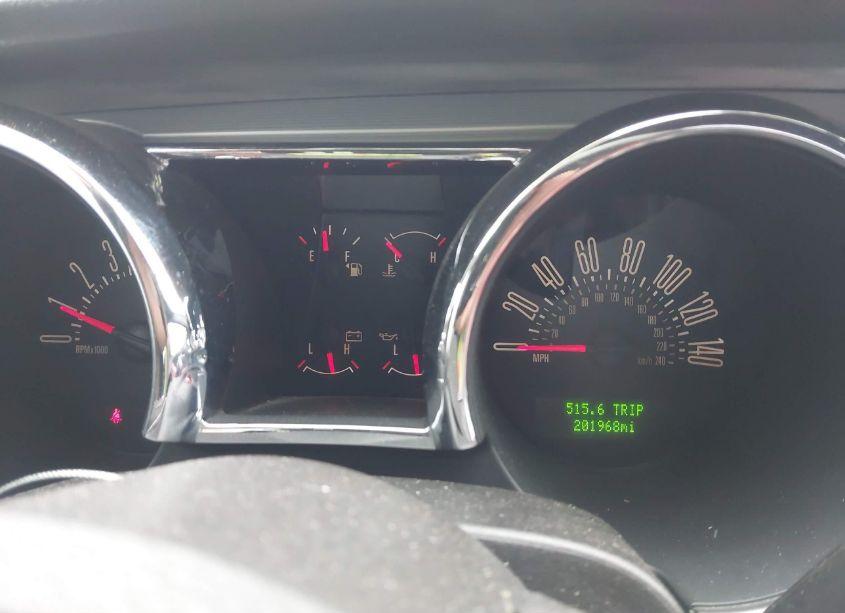 Photo 7 of 2005 Ford Mustang GT DELUXE/GT PREMIUM (VIN 1ZVHT82H255236118)