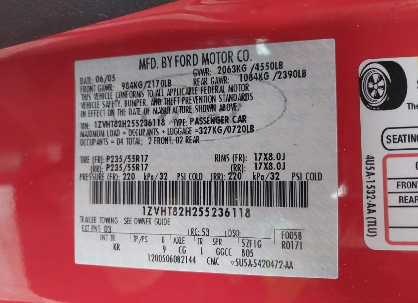 Photo 9 of 2005 Ford Mustang GT DELUXE/GT PREMIUM (VIN 1ZVHT82H255236118)