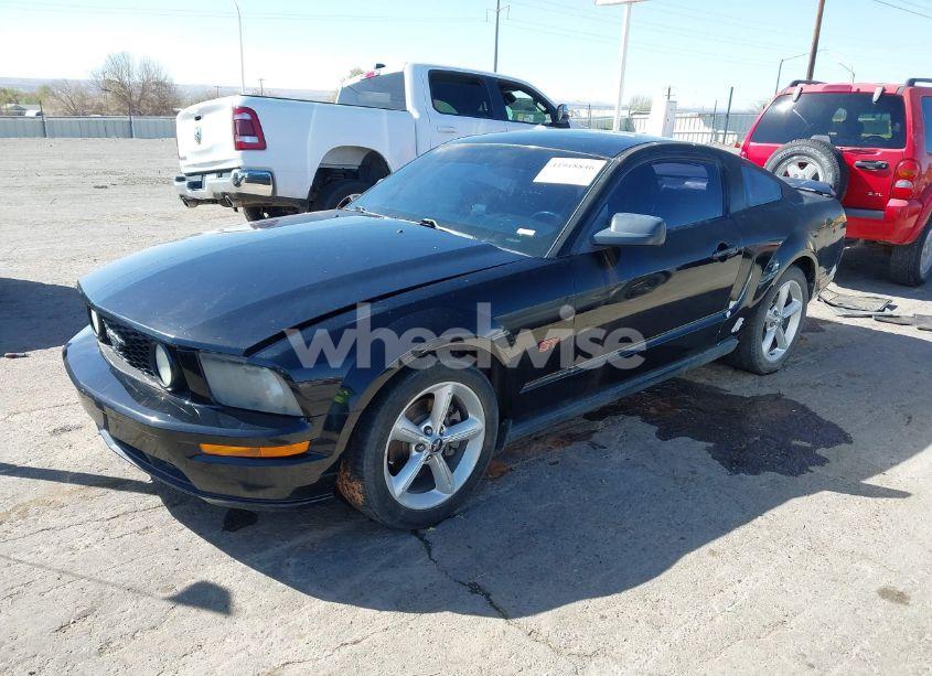 Photo 2 of 2006 Ford Mustang GT (VIN 1ZVHT82H265136232)