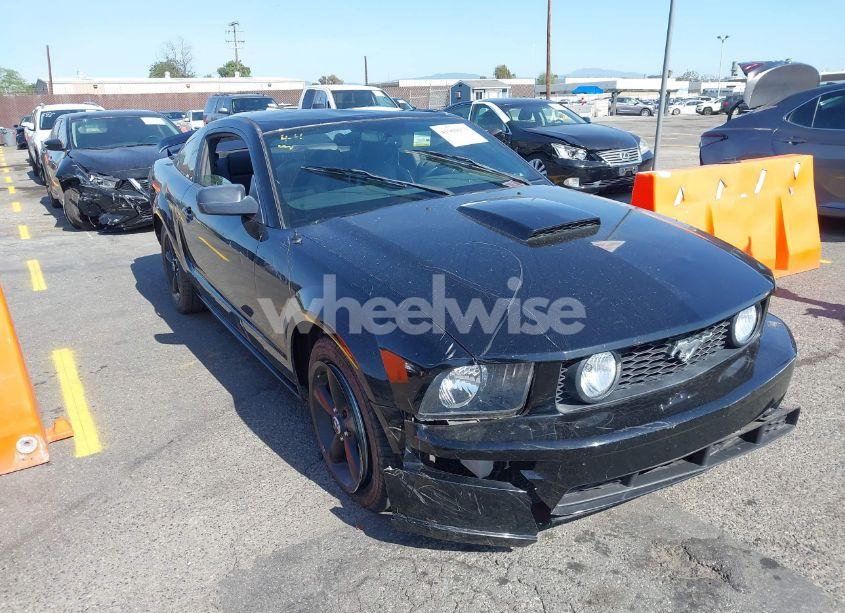 2007 Ford Mustang GT DELUXE/GT PREMIUM (VIN 1ZVHT82H275285063) main photo