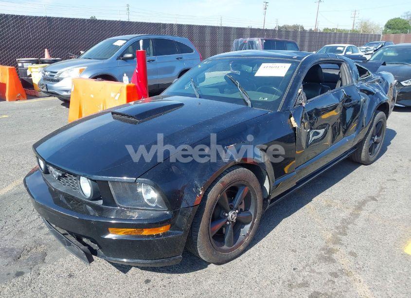Photo 2 of 2007 Ford Mustang GT DELUXE/GT PREMIUM (VIN 1ZVHT82H275285063)