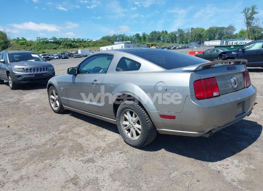 Photo 3 of 2009 Ford Mustang GT/GT PREMIUM (VIN 1ZVHT82H295123520)