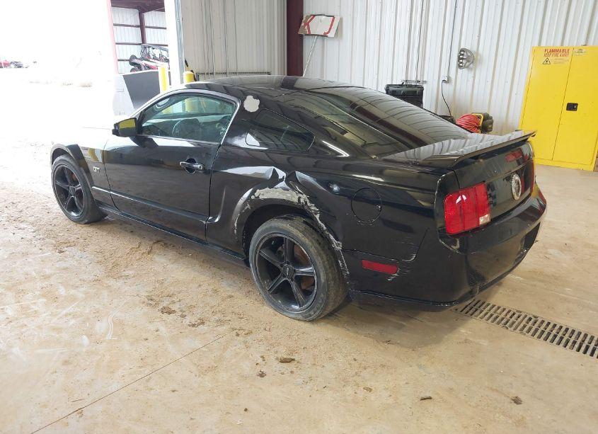 Photo 3 of 2007 Ford Mustang GT DELUXE/GT PREMIUM (VIN 1ZVHT82H375308513)
