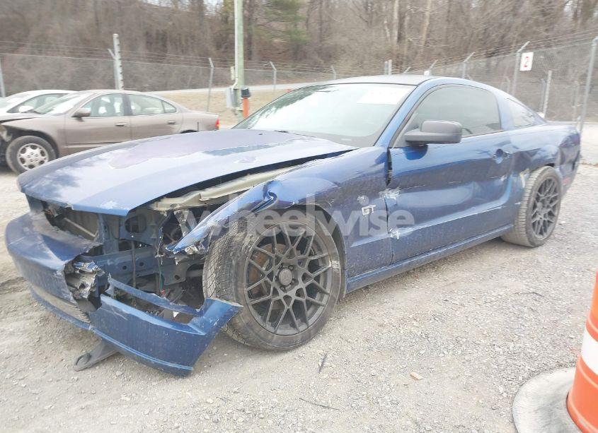 Photo 2 of 2007 Ford Mustang GT DELUXE/GT PREMIUM (VIN 1ZVHT82H575197639)