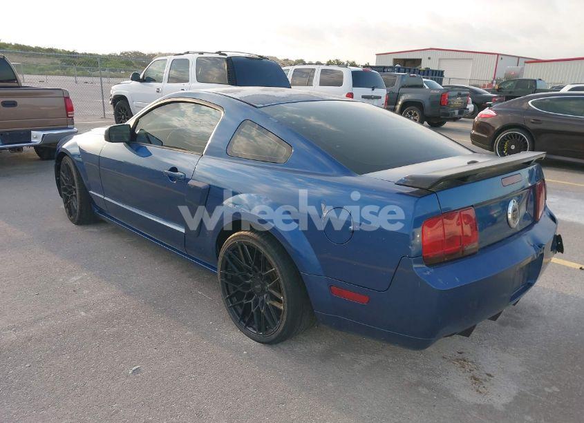 Photo 3 of 2007 Ford Mustang GT DELUXE/GT PREMIUM (VIN 1ZVHT82H575243065)