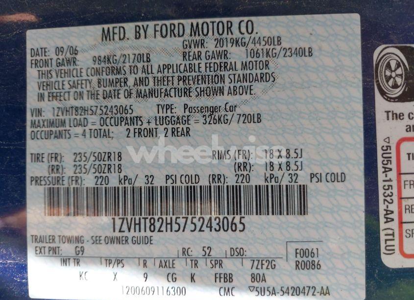 Photo 9 of 2007 Ford Mustang GT DELUXE/GT PREMIUM (VIN 1ZVHT82H575243065)