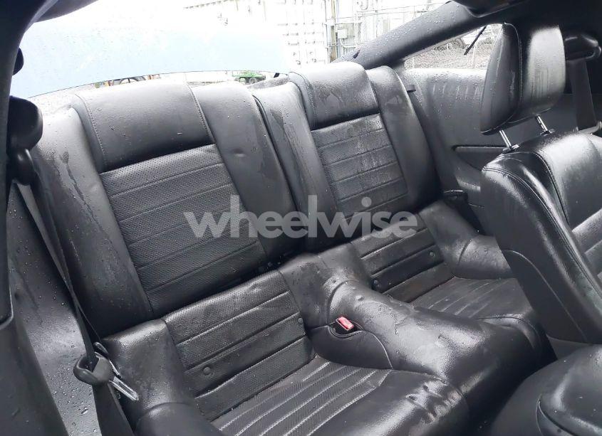 Photo 8 of 2005 Ford Mustang GT DELUXE/GT PREMIUM (VIN 1ZVHT82H655131923)