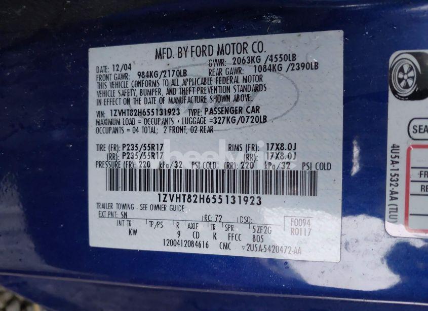 Photo 9 of 2005 Ford Mustang GT DELUXE/GT PREMIUM (VIN 1ZVHT82H655131923)