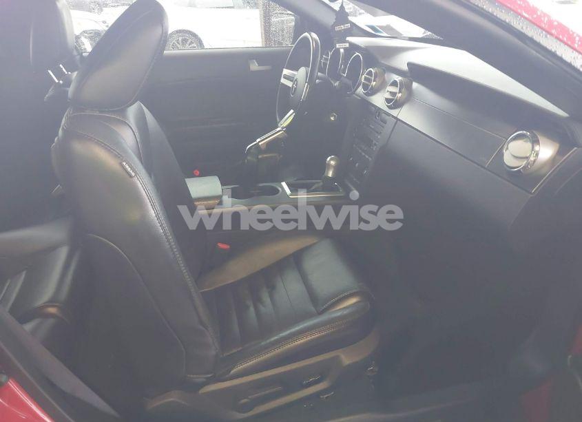 Photo 5 of 2007 Ford Mustang GT DELUXE/GT PREMIUM (VIN 1ZVHT82H675253801)