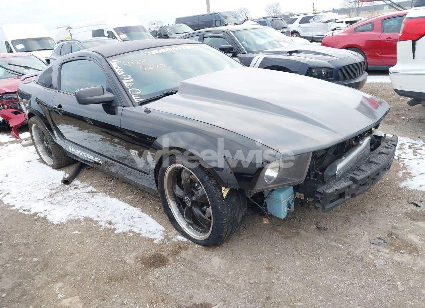 2008 Ford Mustang GT PREMIUM (VIN 1ZVHT82H685147219) main photo