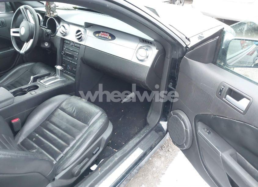 Photo 5 of 2008 Ford Mustang GT PREMIUM (VIN 1ZVHT82H685147219)