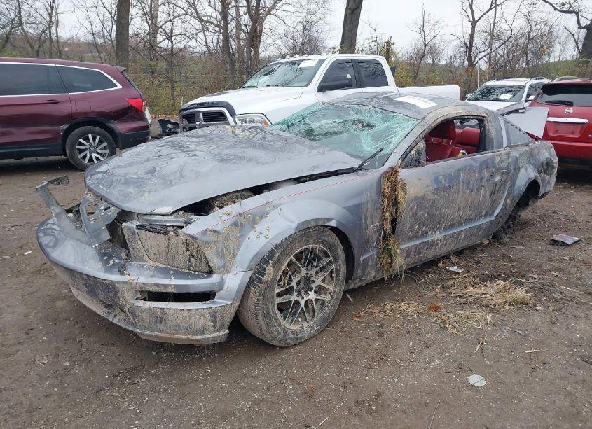 Photo 2 of 2006 Ford Mustang GT (VIN 1ZVHT82H865210799)