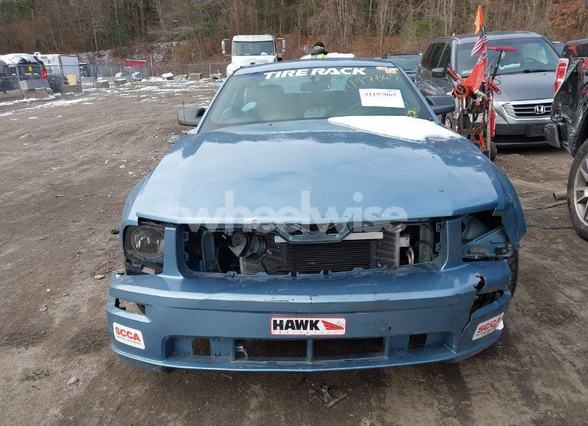 Photo 13 of 2005 Ford Mustang GT DELUXE/GT PREMIUM (VIN 1ZVHT82H955208719)