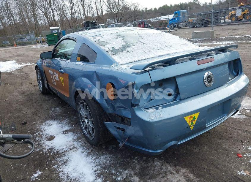 Photo 3 of 2005 Ford Mustang GT DELUXE/GT PREMIUM (VIN 1ZVHT82H955208719)