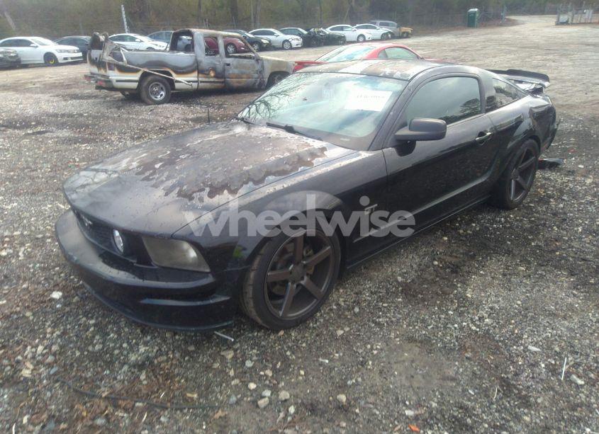 Photo 2 of 2006 Ford Mustang GT (VIN 1ZVHT82H965226638)