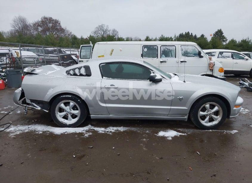 Photo 13 of 2009 Ford Mustang GT/GT PREMIUM (VIN 1ZVHT82H995124311)