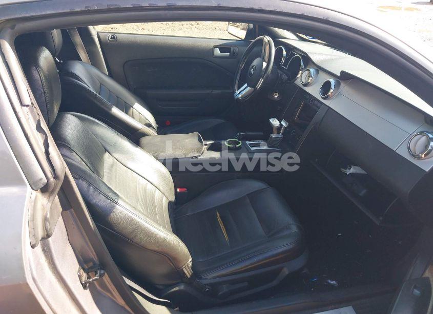 Photo 5 of 2006 Ford Mustang GT (VIN 1ZVHT82HX65120389)