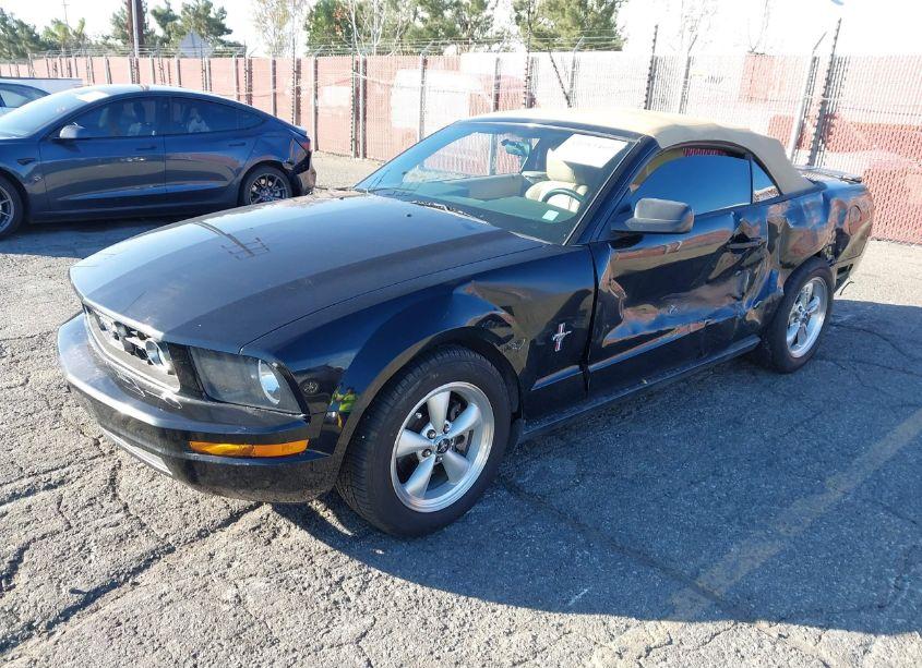 Photo 2 of 2007 Ford Mustang V6 DELUXE/V6 PREMIUM (VIN 1ZVHT84N075325269)