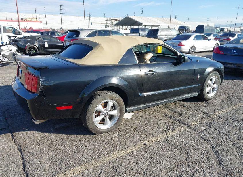 Photo 4 of 2007 Ford Mustang V6 DELUXE/V6 PREMIUM (VIN 1ZVHT84N075325269)