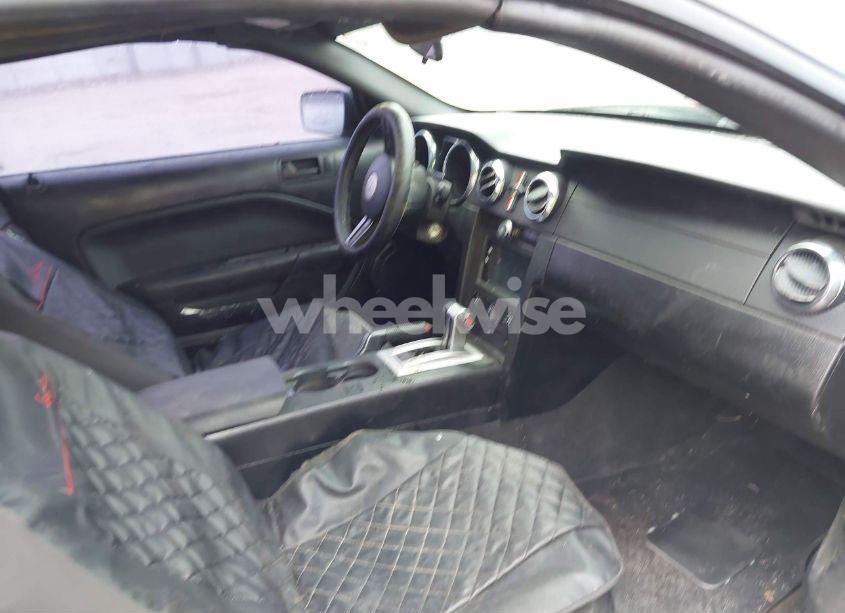 Photo 5 of 2009 Ford Mustang V6/V6 PREMIUM (VIN 1ZVHT84N295111905)