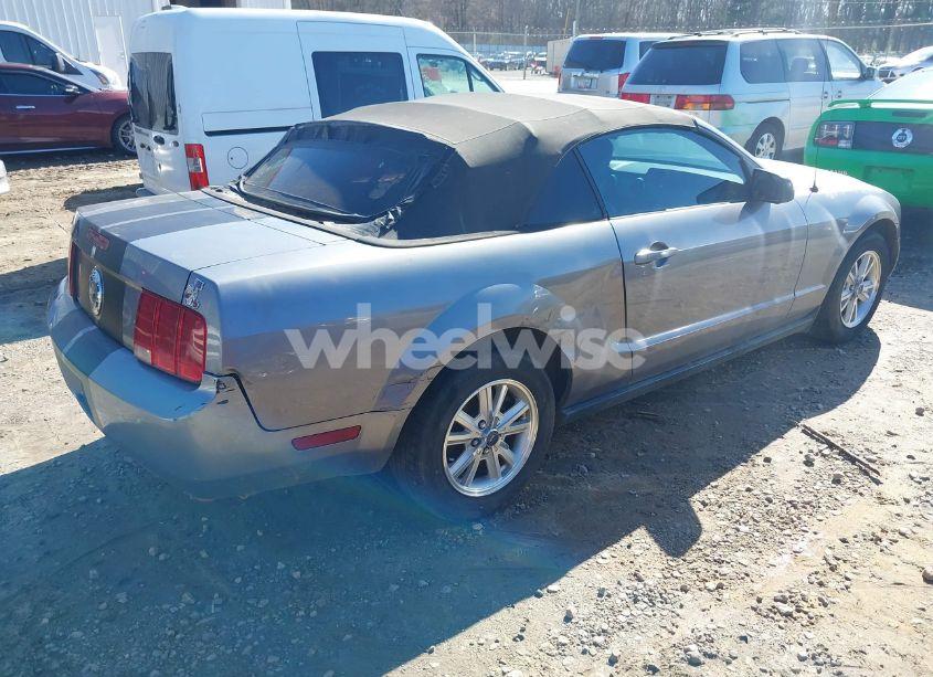 Photo 4 of 2006 Ford Mustang V6 (VIN 1ZVHT84N365107471)