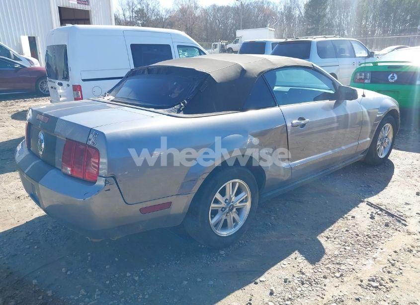 Photo 6 of 2006 Ford Mustang V6 (VIN 1ZVHT84N365107471)