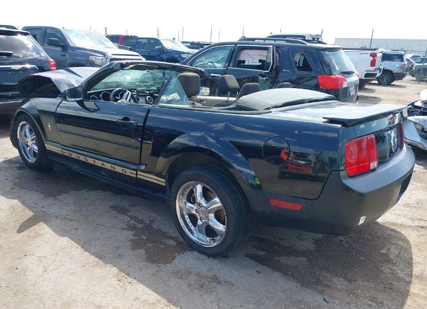 Photo 3 of 2008 Ford Mustang V6 DELUXE (VIN 1ZVHT84N385194033)