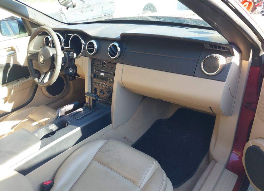 Photo 5 of 2006 Ford Mustang V6 (VIN 1ZVHT84N665238121)