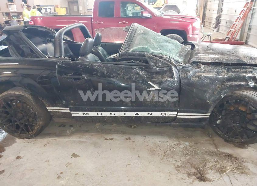 Photo 13 of 2005 Ford Mustang (VIN 1ZVHT84N755243052)