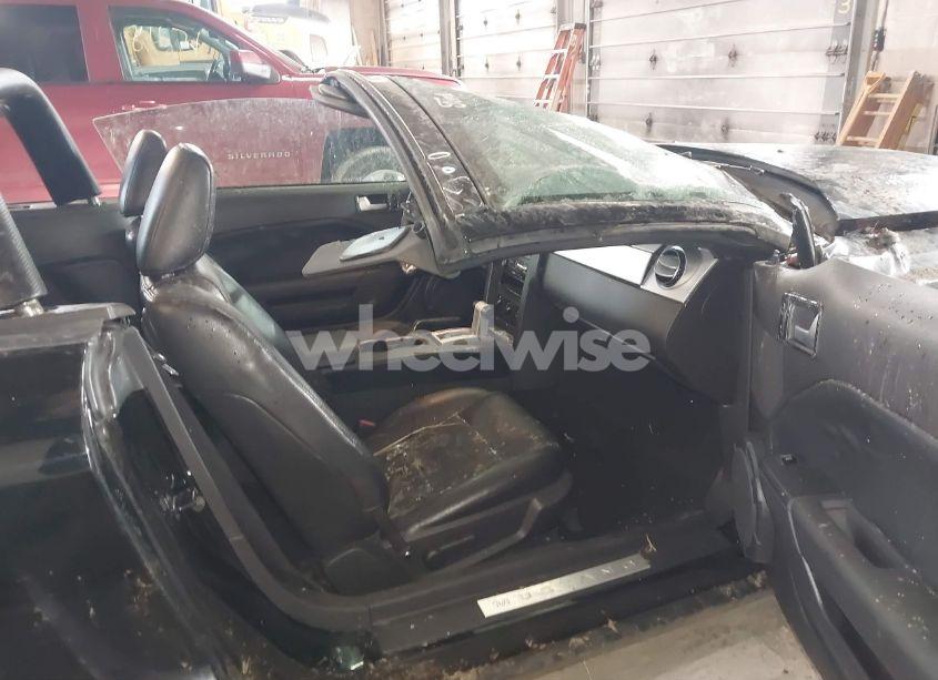 Photo 5 of 2005 Ford Mustang (VIN 1ZVHT84N755243052)