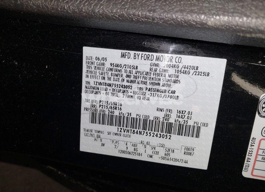 Photo 9 of 2005 Ford Mustang (VIN 1ZVHT84N755243052)