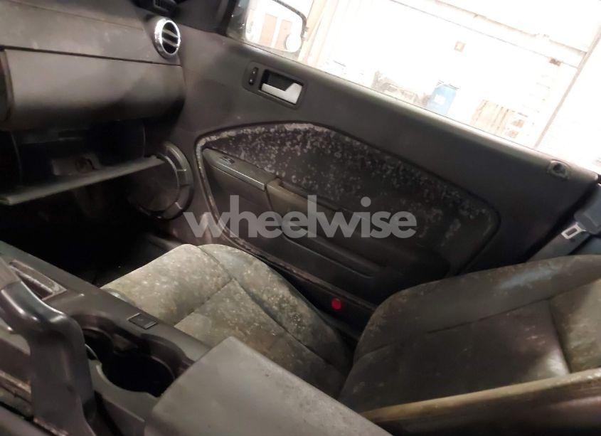 Photo 5 of 2008 Ford Mustang V6 DELUXE/V6 PREMIUM (VIN 1ZVHT84N785131288)