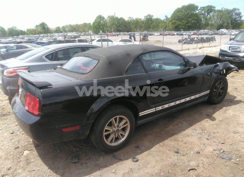 Photo 4 of 2005 Ford Mustang (VIN 1ZVHT84N855259857)