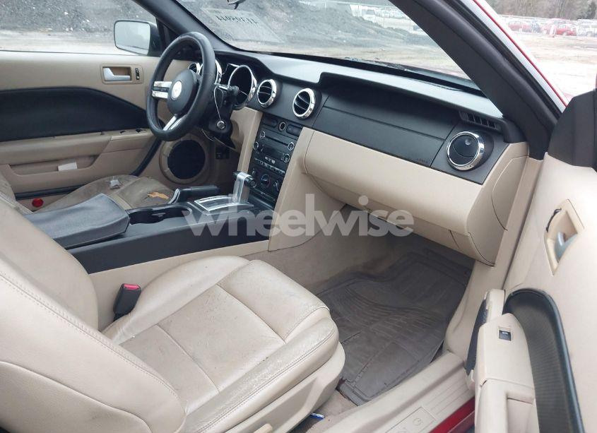 Photo 5 of 2008 Ford Mustang V6 DELUXE/V6 PREMIUM (VIN 1ZVHT84N885204927)