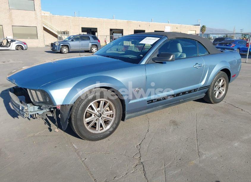 Photo 2 of 2005 Ford Mustang (VIN 1ZVHT84N955253808)