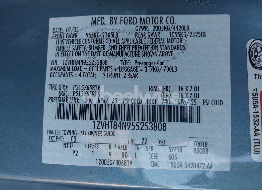 Photo 9 of 2005 Ford Mustang (VIN 1ZVHT84N955253808)