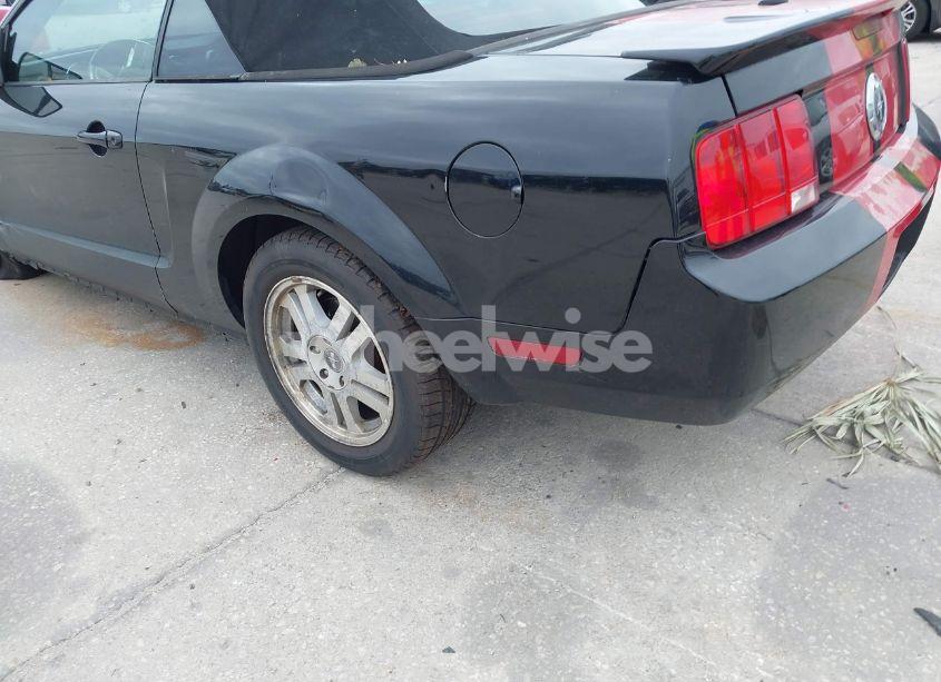 Photo 3 of 2007 Ford Mustang V6 DELUXE/V6 PREMIUM (VIN 1ZVHT84N975264018)