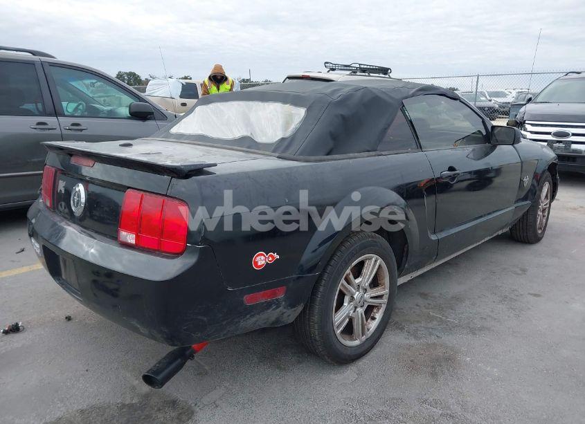 Photo 4 of 2009 Ford Mustang V6/V6 PREMIUM (VIN 1ZVHT84N995137661)