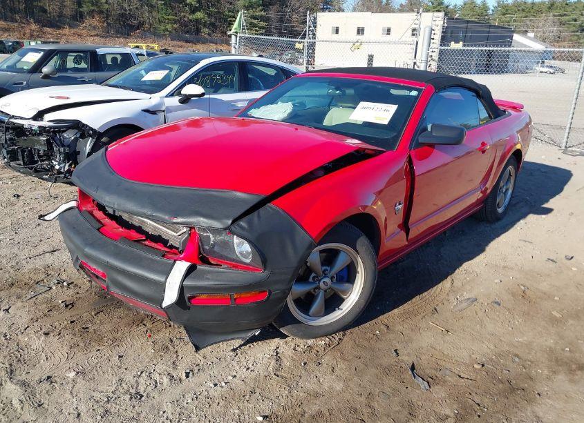 Photo 2 of 2009 Ford Mustang V6/V6 PREMIUM (VIN 1ZVHT84NX95112820)