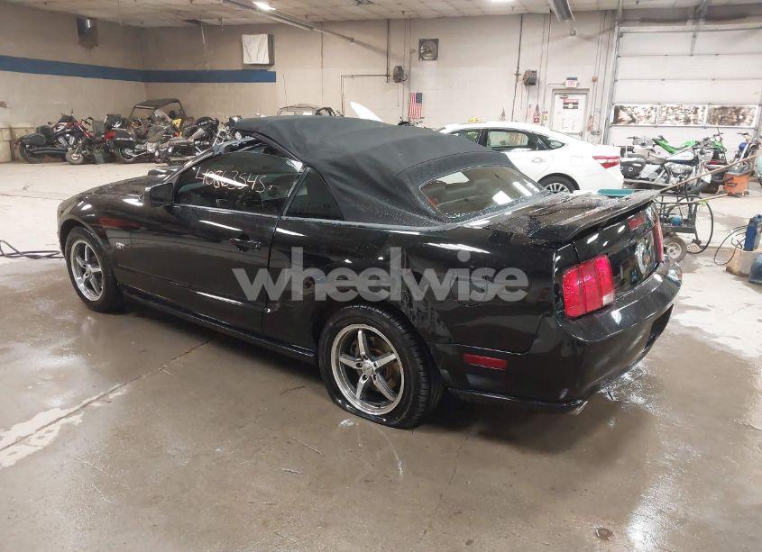 Photo 3 of 2008 Ford Mustang GT DELUXE/GT PREMIUM (VIN 1ZVHT85H085148510)