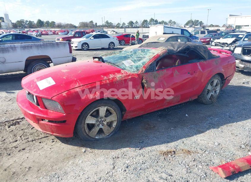 Photo 2 of 2006 Ford Mustang GT (VIN 1ZVHT85H365134338)