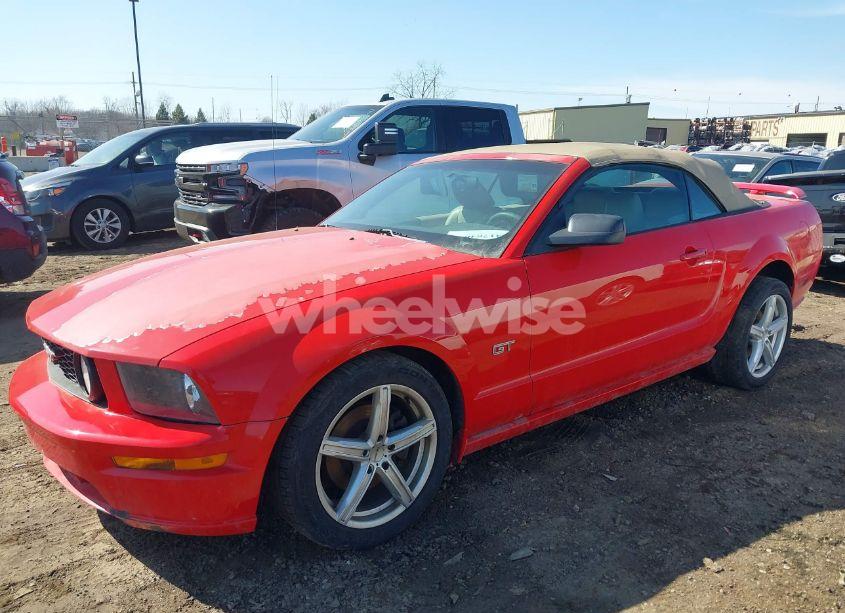 Photo 2 of 2006 Ford Mustang GT (VIN 1ZVHT85H365214187)